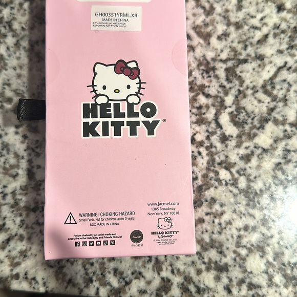 Just In Time for Yourself or Gift NIB Hello Kitty Full Bling Keychain/Bag charm - Picture 2 of 7